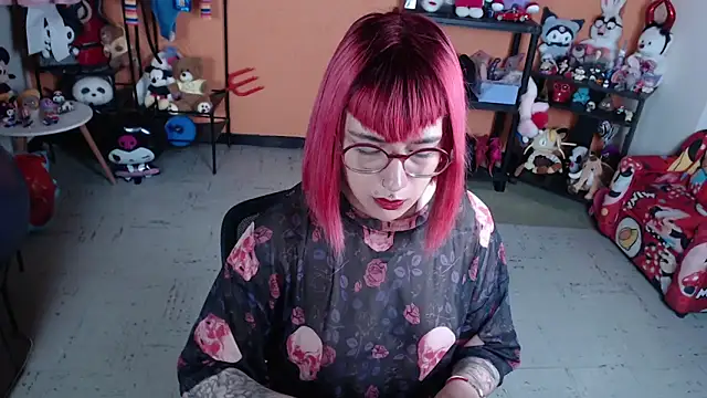 MissMiia2 online show from 04-13-26, 12:43