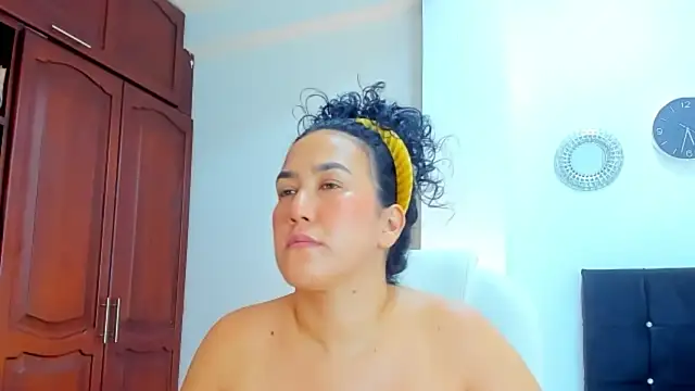 kathyajhonss online show from 04-06-26, 10:33