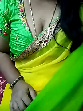 Snapshot of your-sameera chatting on 12-23-24, 04:22 your-sameera online show from 12-23-24, 04:22