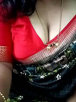 Snapshot of your-sameera chatting on 09-22-25, 04:14 your-sameera online show from 09-22-25, 04:14