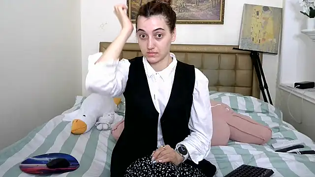 Snapshot of Iren chatting on 06-09-26, 06:36 Iren online show from 06-09-26, 06:36