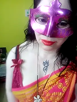 Snapshot of Raja_Ranii chatting on 02-16-25, 07:15 Raja Ranii online show from 02-16-25, 07:15