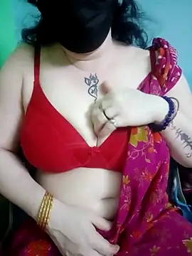 Snapshot of Raja_Ranii chatting on 03-04-25, 12:12 Raja Ranii online show from 03-04-25, 12:12