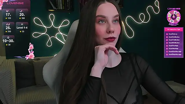 katie taylorr online show from 04-07-26, 01:06