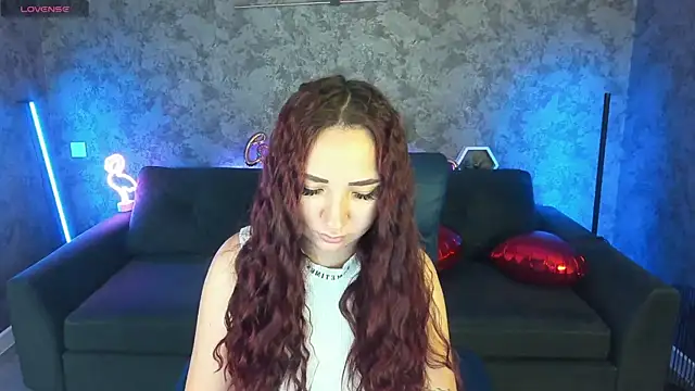 ElysLunar online show from 02-16-26, 06:42