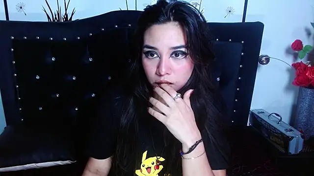 Lune Claire online show from 04-22-26, 06:16