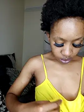 CocoSexyBabe online show from 04-18-26, 09:15