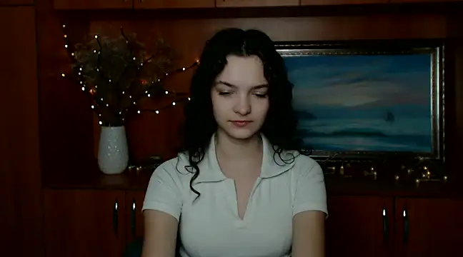 Snapshot of _SusieSu_ chatting on 12-11-24, 01:06 SusieSu online show from 12-11-24, 01:06