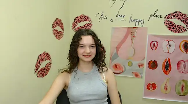 Snapshot of _SusieSu_ chatting on 12-12-24, 04:10 SusieSu online show from 12-12-24, 04:10