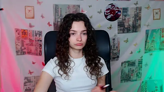  SusieSu  online show from 04-21-26, 06:31