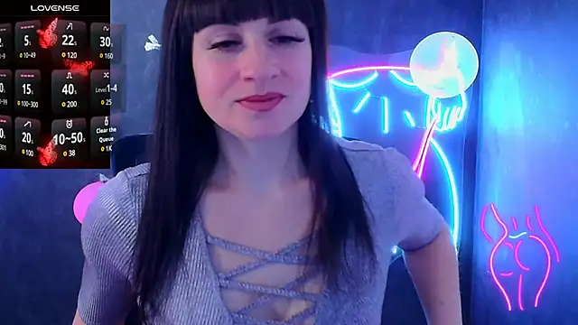 Snapshot of Violla_My chatting on 02-25-25, 06:47 Violla My online show from 02-25-25, 06:47