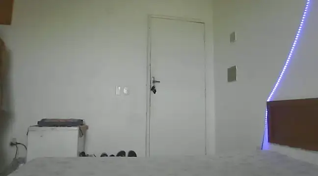 Snapshot of Gabrielleof chatting on 12-02-24, 12:18 Gabrielleof online show from 12-02-24, 12:18