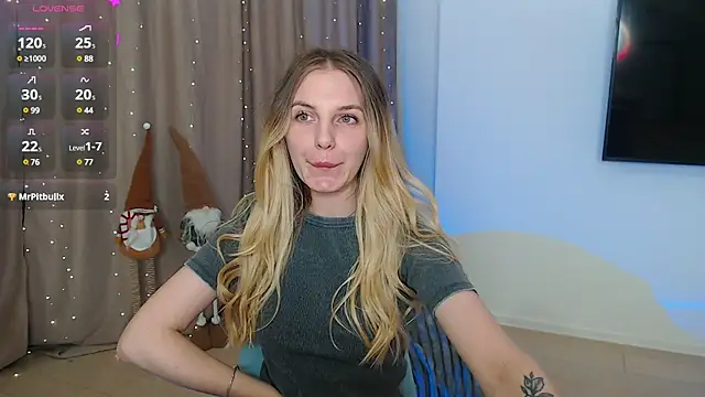 Stormy066 online show from 12-24-24, 09:55