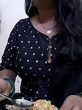 Snapshot of Anamika_Kapoor chatting on 12-24-24, 10:39 Anamika Kapoor online show from 12-24-24, 10:39