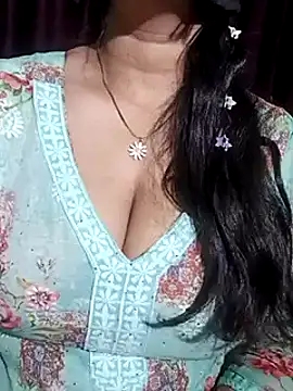 Snapshot of Anamika_Kapoor chatting on 02-23-25, 11:14 Anamika Kapoor online show from 02-23-25, 11:14