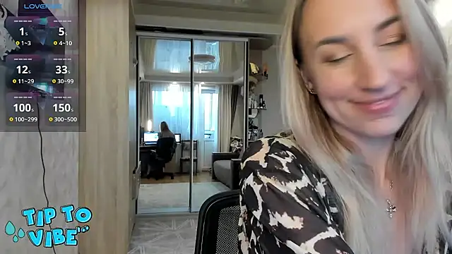 lady Nati online show from 03-11-25, 02:51