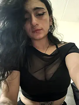 Lila Desiree online show from 03-18-26, 11:52