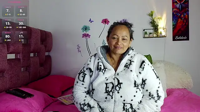 ScarletthJhonson- online show from 04-11-26, 06:45