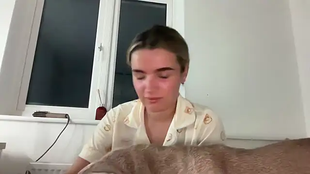 maisiesmithx online show from 05-11-26, 11:24