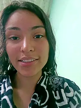 LolaBunnyAndBugsBunny online show from 12-03-24, 07:11