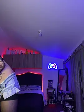 sue   0 online show from 10-24-25, 06:10