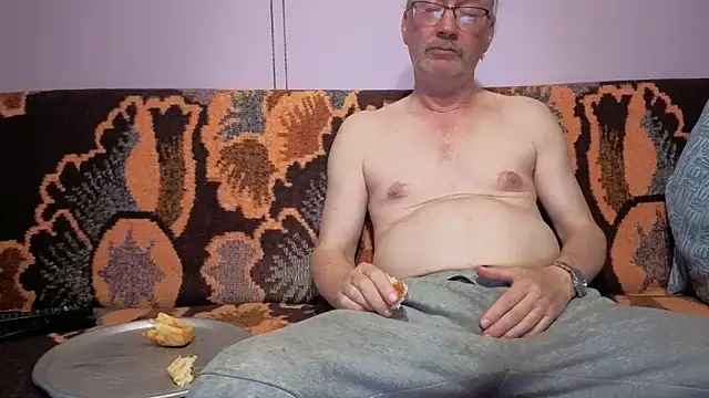 loverboyxxx69 online show from 03-27-26, 09:58