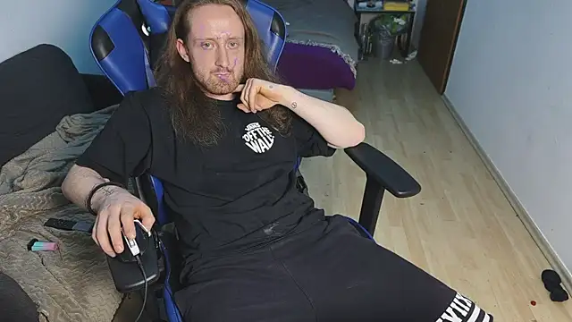 DrownMentallyyy online show from 06-11-26, 02:53