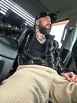 Beardedtattood online show from 03-08-26, 01:26