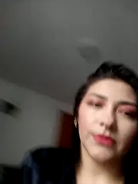 Snapshot of SophieWinslow chatting on 03-17-25, 10:17 SophieWinslow online show from 03-17-25, 10:17