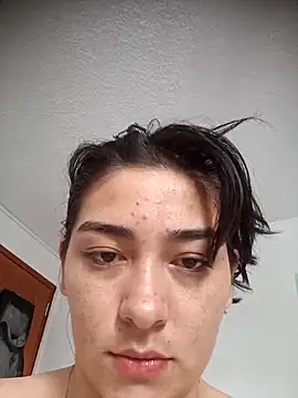 Snapshot of SophieWinslow chatting on 10-04-25, 09:02 SophieWinslow online show from 10-04-25, 09:02