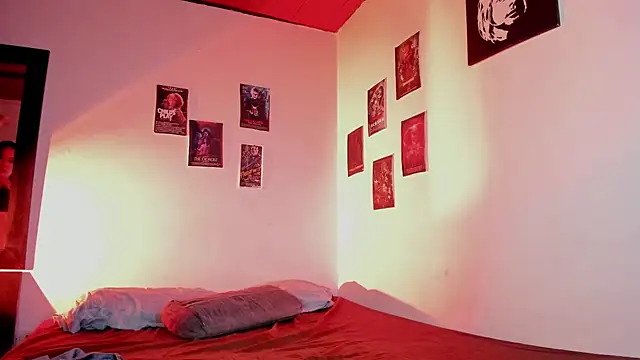 violetsalvatore online show from 12-07-24, 04:53