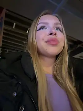 mur girl online show from 01-02-25, 11:20