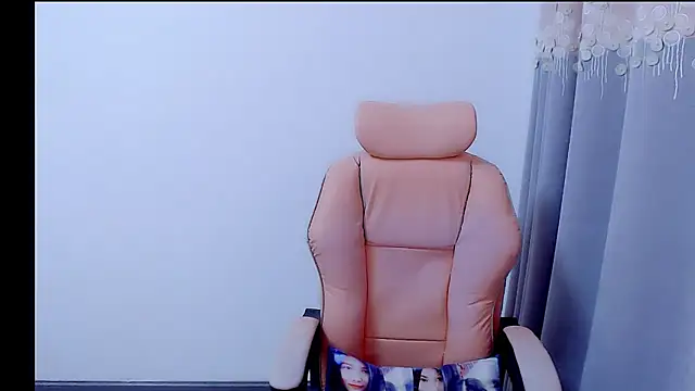 Little-sweet online show from 10-17-25, 01:09