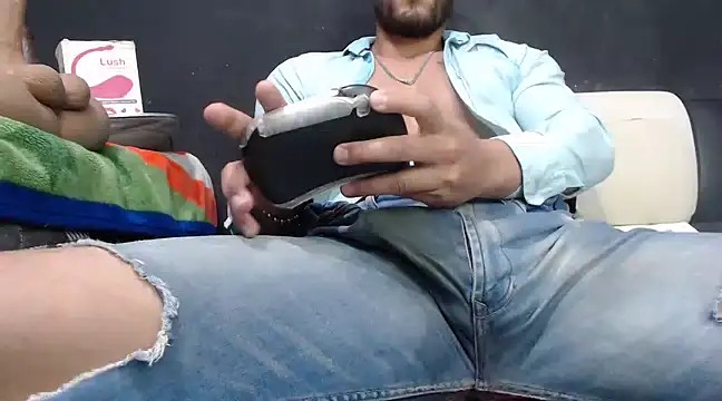 Snapshot of ethasteban27 chatting on 01-24-25, 10:00 ethasteban27 online show from 01-24-25, 10:00