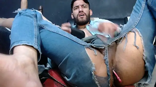 Snapshot of ethasteban27 chatting on 11-21-25, 11:09 ethasteban27 online show from 11-21-25, 11:09