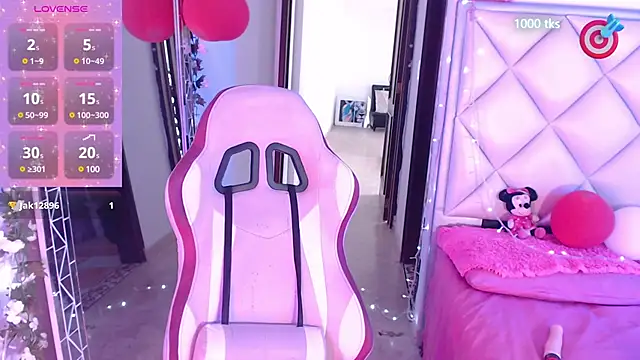 DannaDooll99 online show from 03-06-25, 01:57