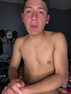 Oscar Bratz online show from 12-07-24, 04:20