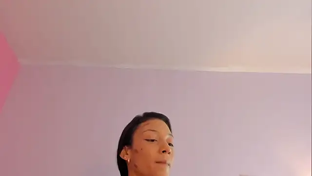 lupeebony online show from 06-25-26, 07:40