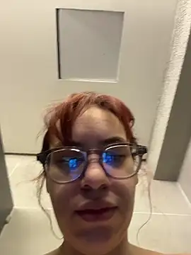 AgnesCampp online show from 06-01-26, 04:52