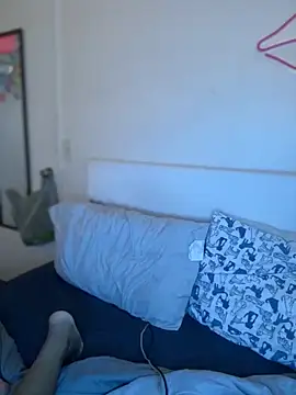 Snapshot of Jayhoney25 chatting on 10-08-25, 04:04 Jayhoney25 online show from 10-08-25, 04:04