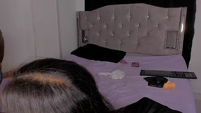 Snapshot of game_with_lesbians_ chatting on 01-30-25, 01:44 game with lesbians online show from 01-30-25, 01:44