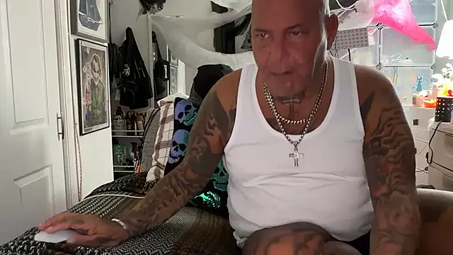 joeytatts66 online show from 09-30-25, 02:49