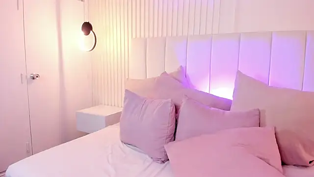 natali henao online show from 03-14-25, 11:32