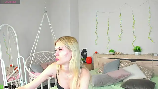 Cherry Price online show from 06-11-26, 12:08
