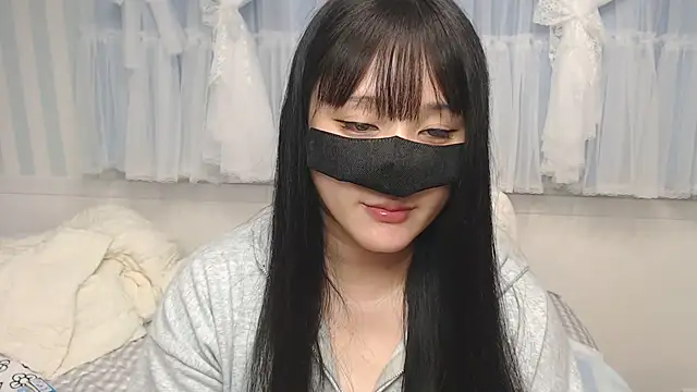 Snapshot of yua0727 chatting on 06-22-26, 01:41 yua0727 online show from 06-22-26, 01:41