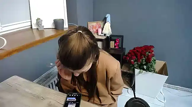 felicity gold online show from 02-18-25, 07:32