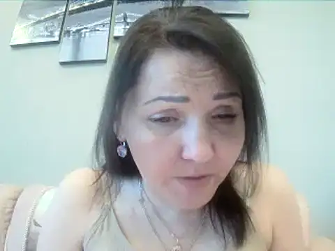 ClaireSunset online show from 05-27-26, 05:32