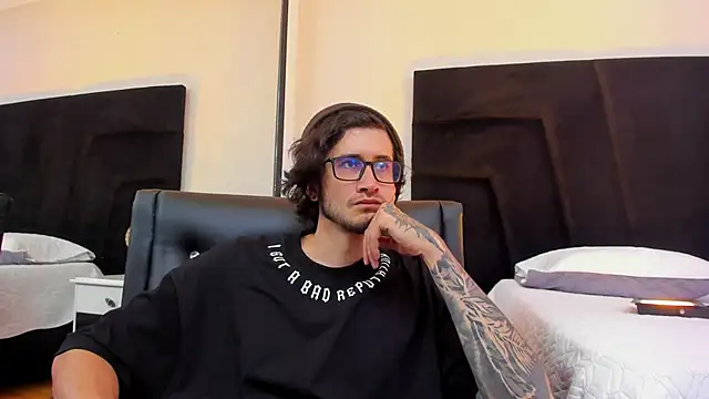 Loggan donnelly online show from 01-25-25, 08:10