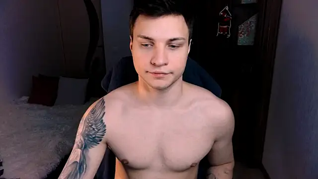 handsome guy01 online show from 12-20-24, 04:42