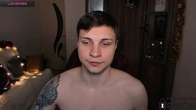 handsome guy01 online show from 11-30-25, 04:00